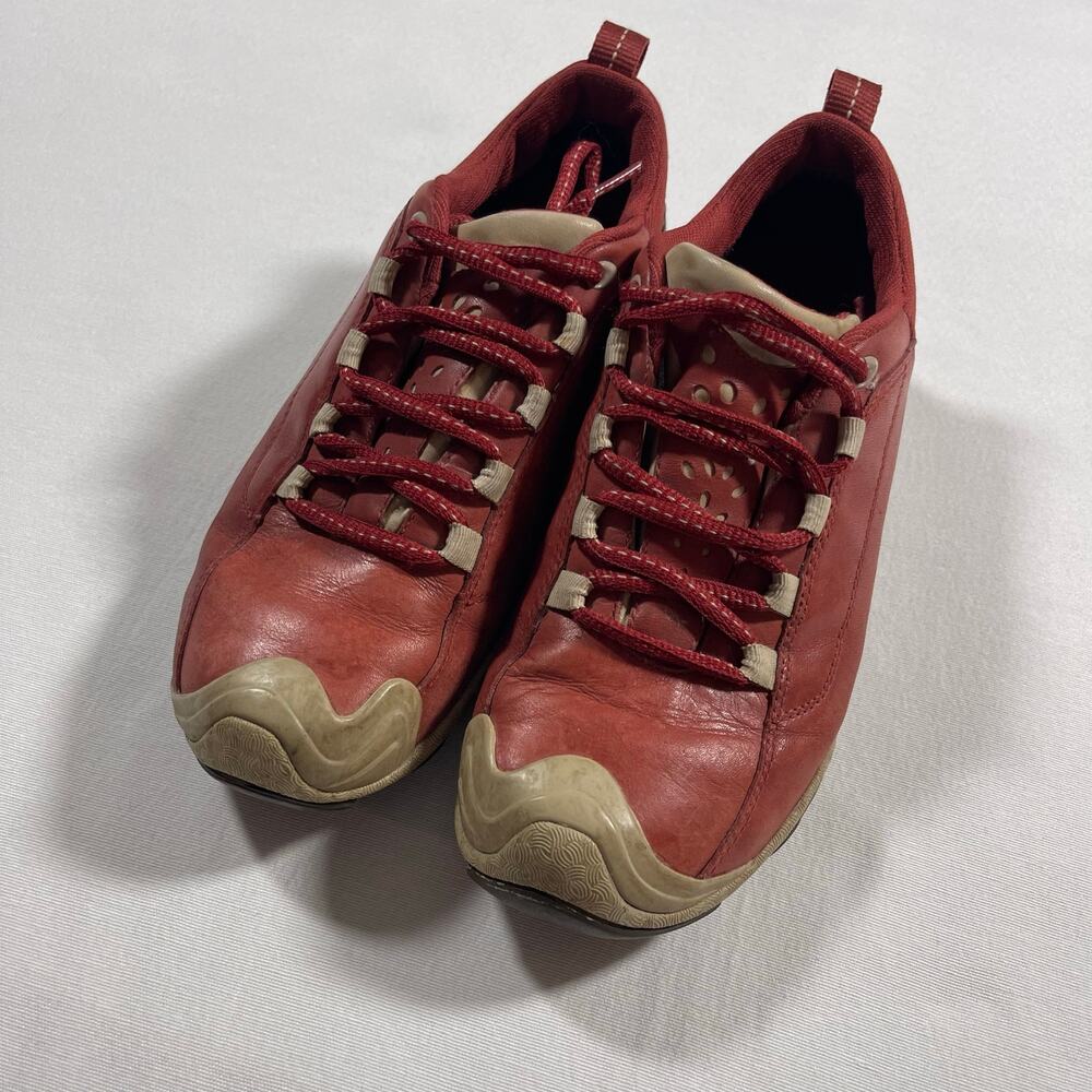 Merrell Forecast Lace Picante Red Women’s 6.5 Leather Hiking Shoes Vibram